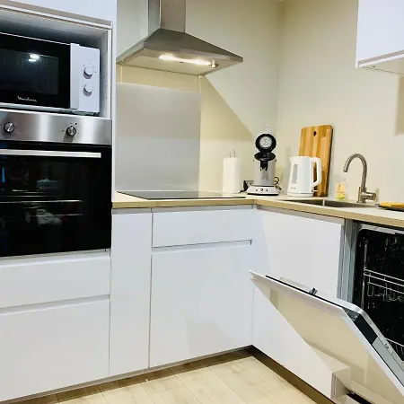 - Superbe Cocon Independant Avec Balneo Et Jardin Appartement Gignac (Herault)