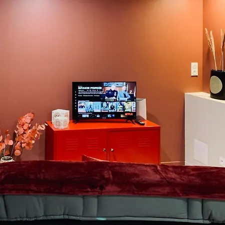 - Superbe Cocon Independant Avec Balneo Et Jardin *