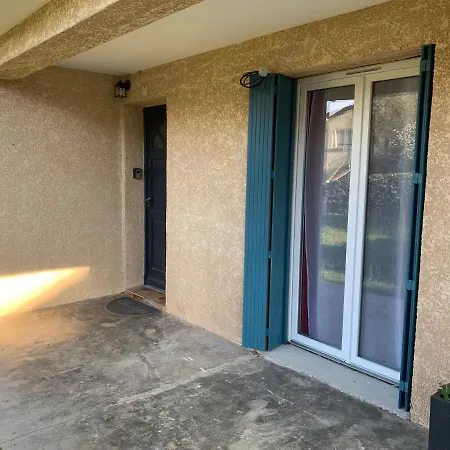 דירה - Superbe Cocon Independant Avec Balneo Et Jardin *