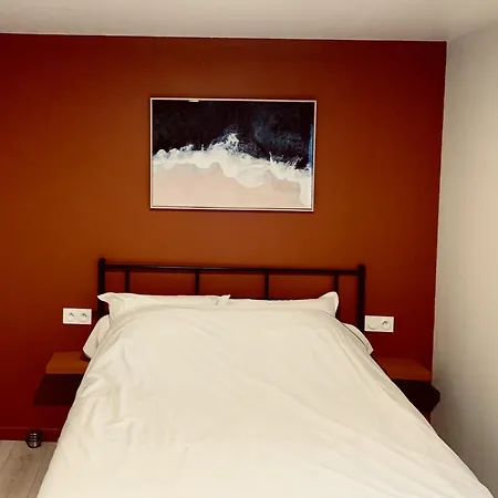 דירה - Superbe Cocon Independant Avec Balneo Et Jardin ז'יניאק