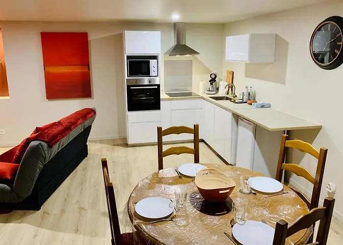 - Superbe Cocon Independant Avec Balneo Et Jardin * Gignac (Herault)