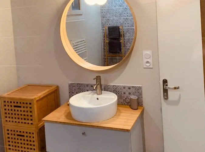 Apartmán - Superbe Cocon Independant Avec Balneo Et Jardin *