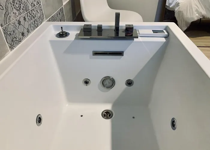 Apartmán - Superbe Cocon Independant Avec Balneo Et Jardin Gignac (Herault)